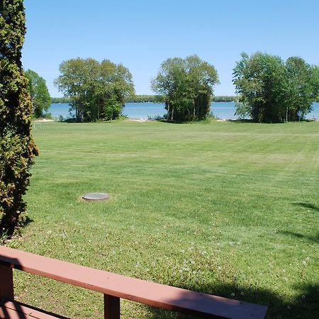 The Rushes Hotel Sturgeon Bay Ngoại thất bức ảnh